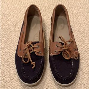 Sperry angelfish boat shoes